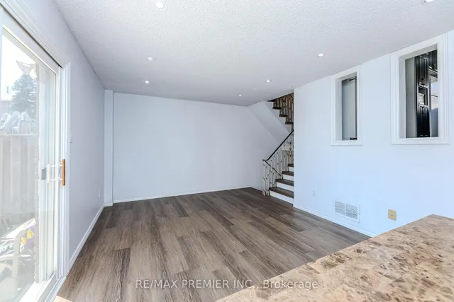 Additional image 12 of 2012 Martin Grove Rd Unit 48