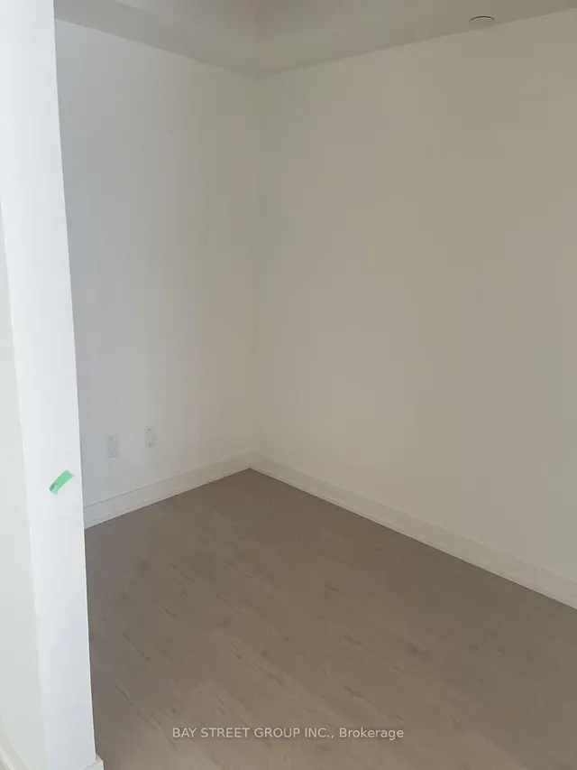 Additional image 26 of 65 Mutual St Unit 1302