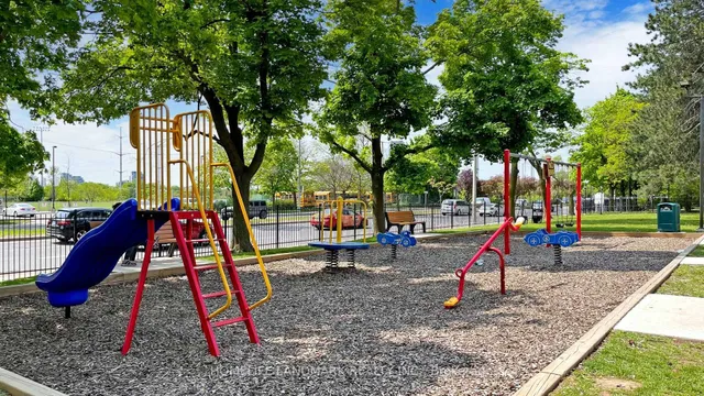 Additional image 40 of 715 Don Mills Rd Unit 2501