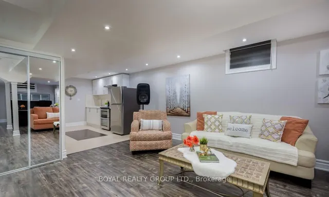 Additional image 31 of 118 Footbridge Cres