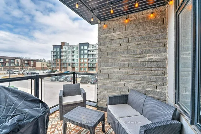 Additional image 18 of 590 North Service Rd Unit 74