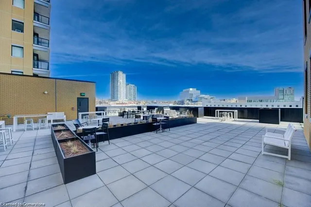 Additional image 17 of 100 Garment St Unit 210