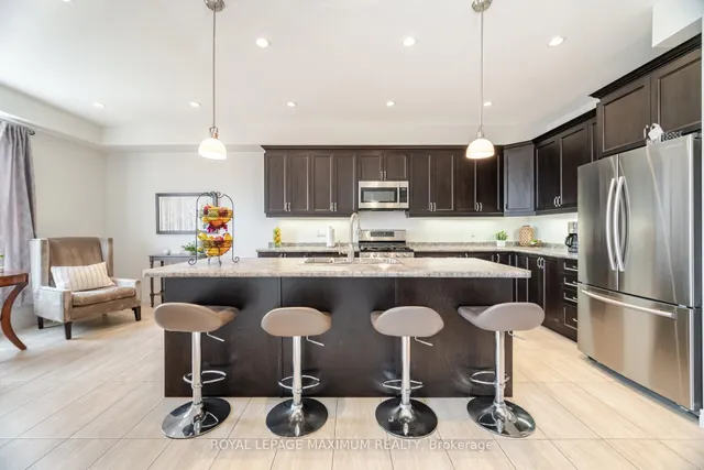 Additional image 20 of 134 Hazelton Ave