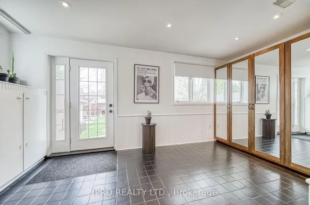 Additional image 18 of 92 Delma Dr