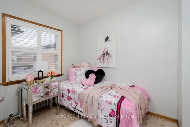 Additional image 11 of 199 Earlscourt Ave