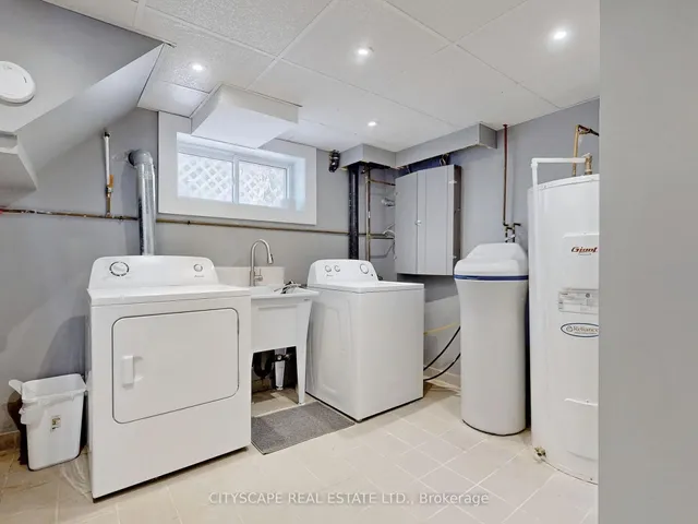 Additional image 39 of 377 Martin St