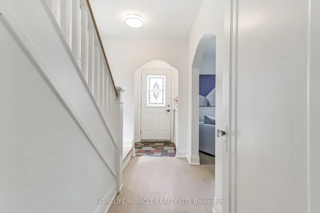 Additional image 11 of 133 Queens Dr