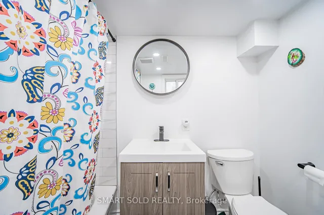 Additional image 39 of 3133 St. Clair Ave