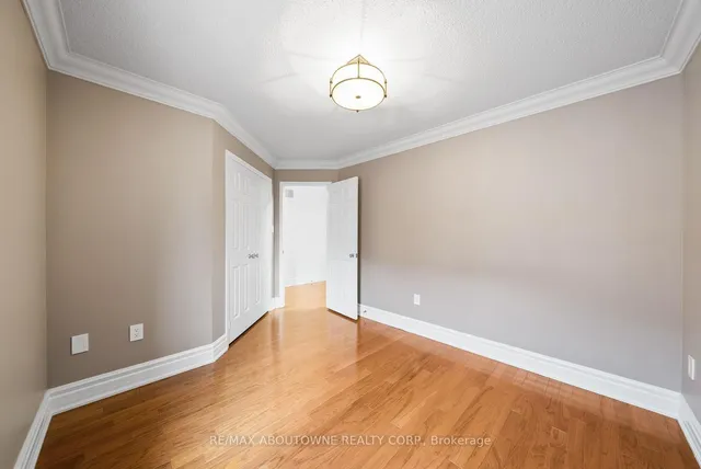 Additional image 35 of 2165 Country Club Dr Unit 12