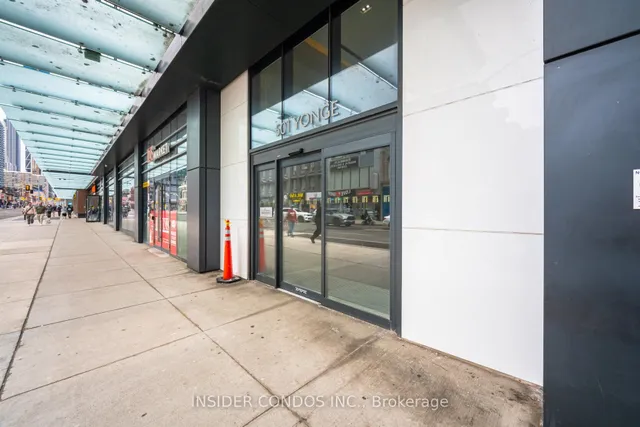 Additional image 2 of 501 Yonge St Unit 5202