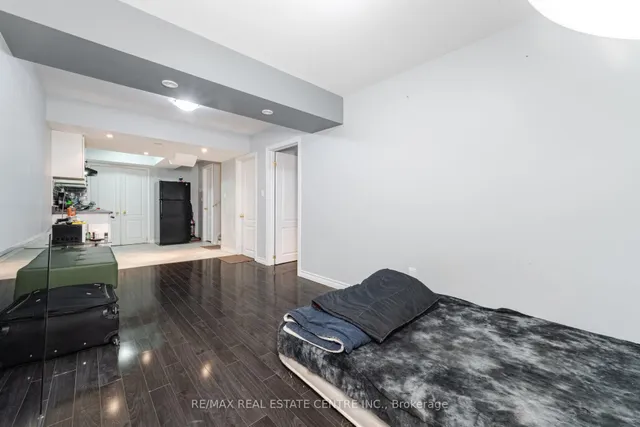 Additional image 40 of 15 Vanderpool Cres