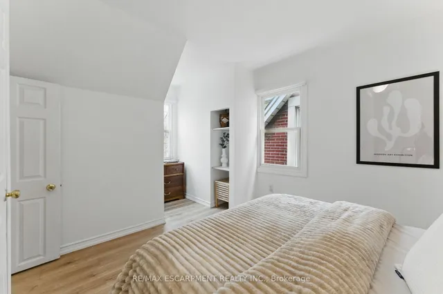 Additional image 23 of 50 HARVEY St