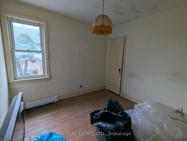 Additional image 12 of 9 Romana Dr