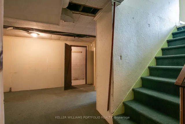 Additional image 31 of 8 Marilyn Ave