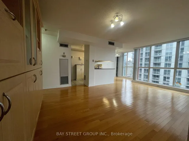 Additional image 2 of 736 Bay St Unit 1910