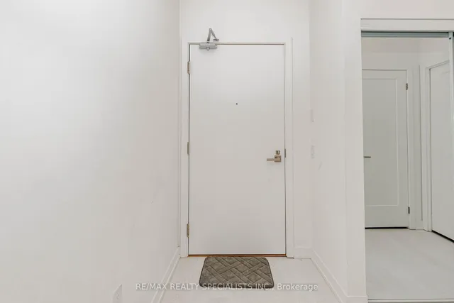 Additional image 18 of 415 Main St Unit 105