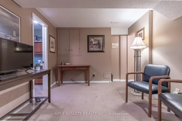 Additional image 32 of 2915 Headon Forest Dr