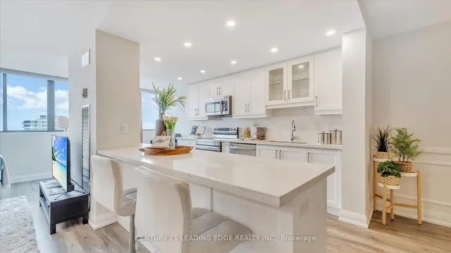 Additional image 8 of 80 Antibes Dr Unit 2605