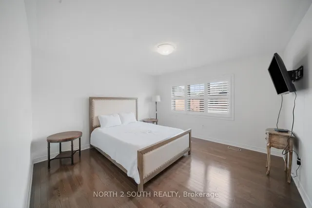 Additional image 18 of 22 Bernadino St