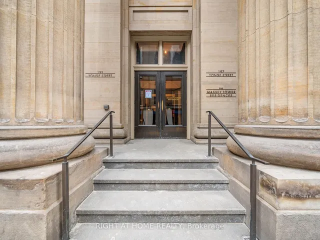 Additional image 3 of 197 Yonge St Unit 5607