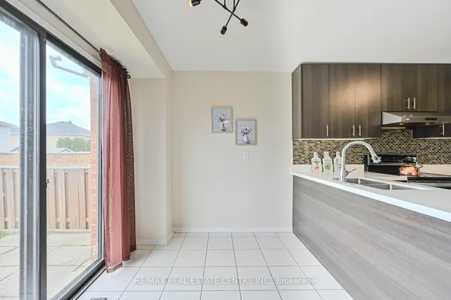 Additional image 12 of 10 Stalbridge Ave