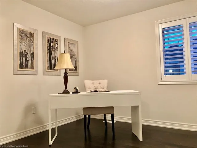 Additional image 21 of 92 Sonoma Valley Cres