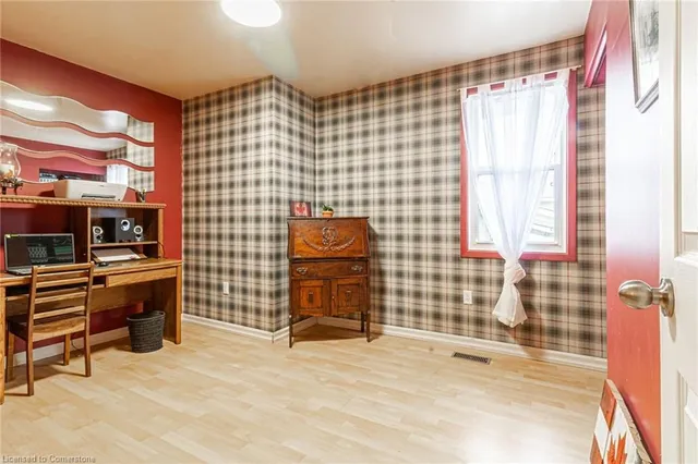 Additional image 14 of 700 Woodview Rd