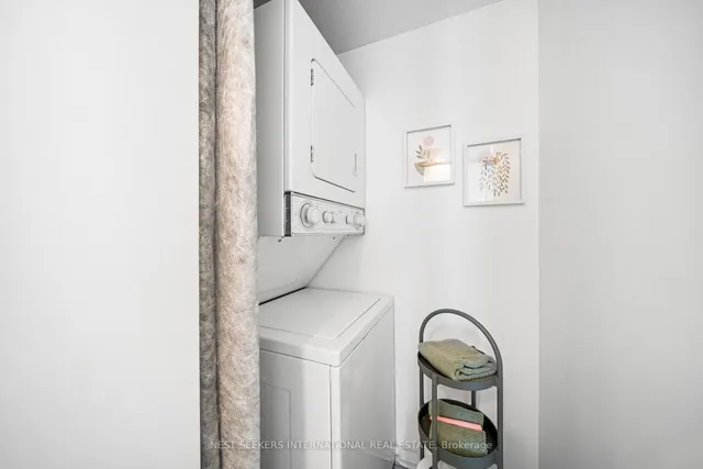 Additional image 14 of 388 Richmond St Unit 919