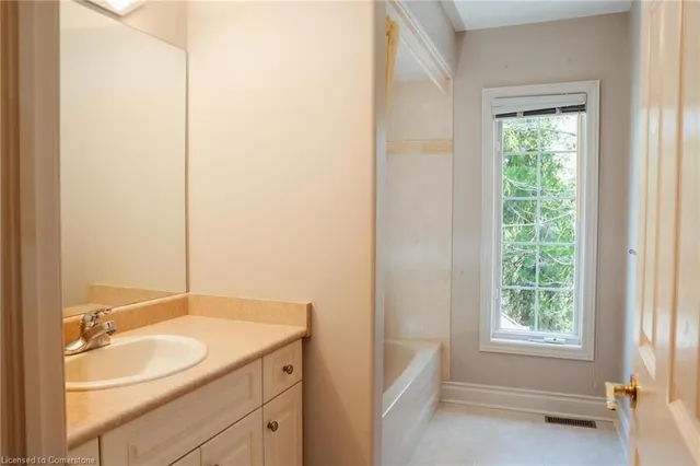 Additional image 28 of 45 Parkshore Pl