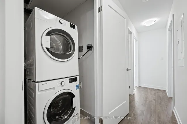 Additional image 26 of 20 Palace St Unit E8