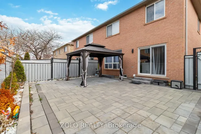 Additional image 29 of 846 Luxton Dr