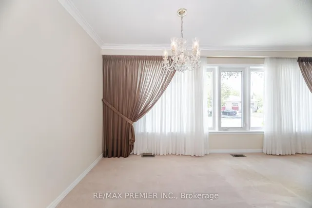 Additional image 13 of 32 Edgemont Dr