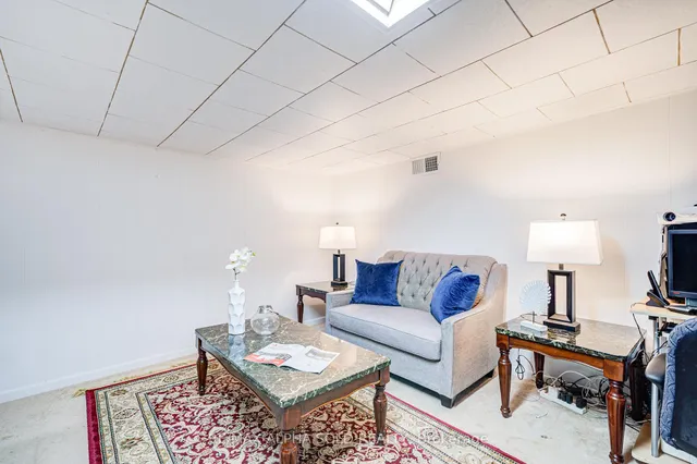 Additional image 34 of 71 Vauxhall Dr