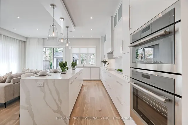 Additional image 28 of 466 Prince Edward Dr