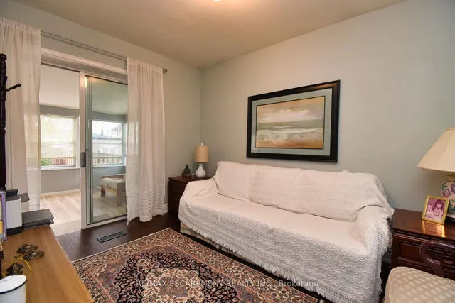 Additional image 39 of 733 Ashley Ave