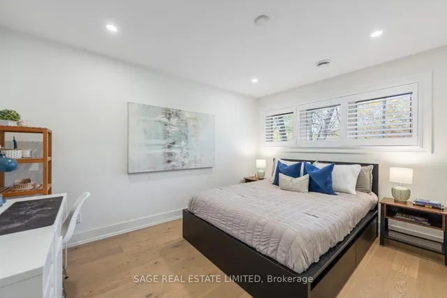 Additional image 20 of 9 Lionel Heights Cres