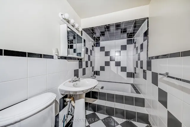 Additional image 39 of 206 Vodden St