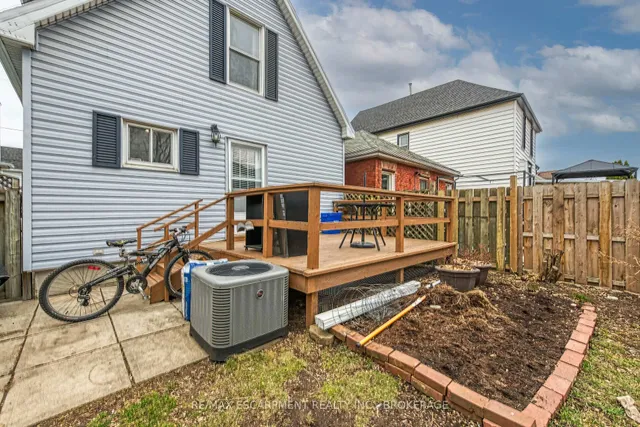 Additional image 31 of 164 Campbell Ave