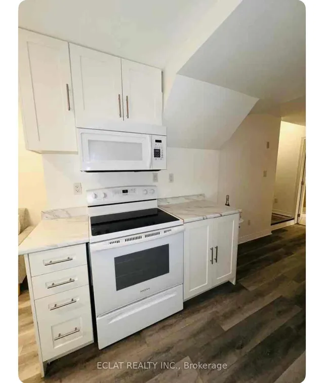 Additional image 36 of 23 Riehm St