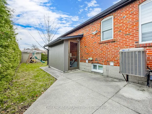 Additional image 38 of 69 Tavistock Rd