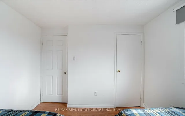 Additional image 28 of 2046 Glenada Cres