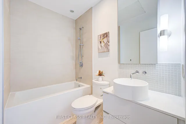 Additional image 20 of 185 Roehampton Ave Unit 1606