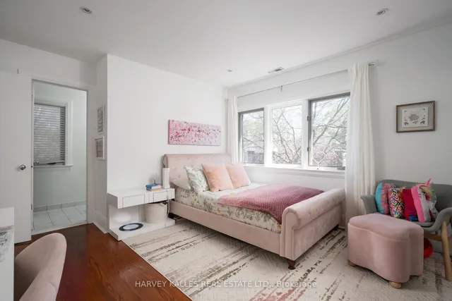 Additional image 33 of 16 Coldstream Ave