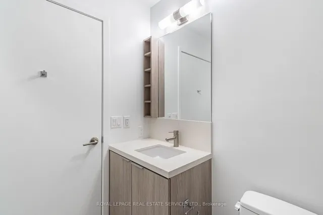 Additional image 19 of 2020 Bathurst St Unit 718