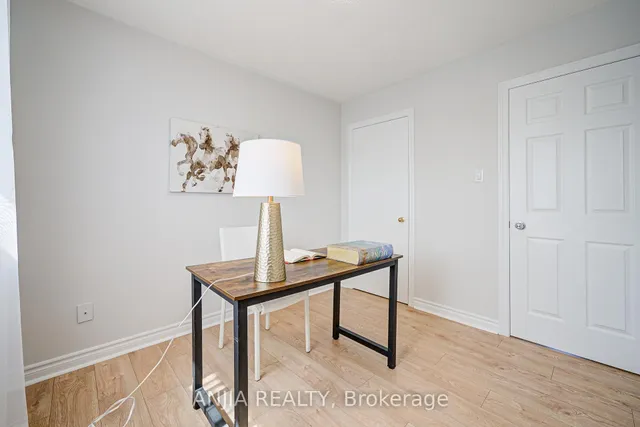 Additional image 31 of 91 Dumfries Ave