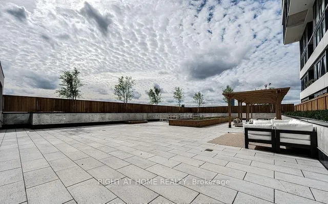 Additional image 17 of 859 The Queensway St Unit 906