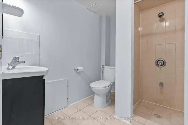 Additional image 41 of 71 Buckhurst Cres