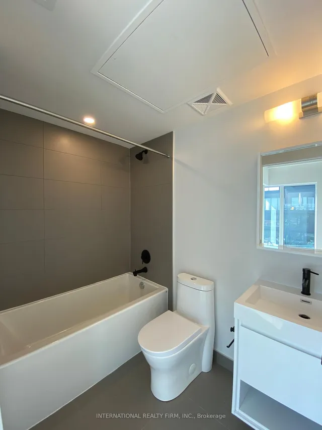 Additional image 8 of 2 Augusta Ave Unit PH06