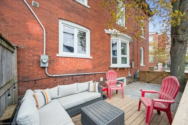 Additional image 36 of 43 Cedar St