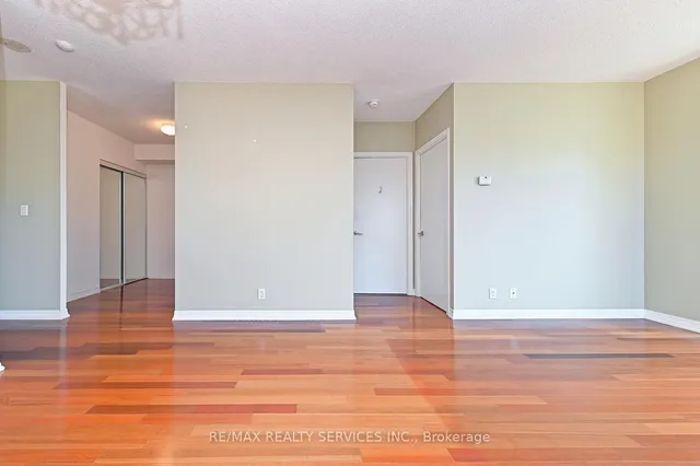 Additional image 20 of 38 Fontenay Crt Unit Suite 1309